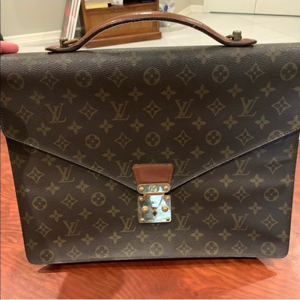 Authentic Louis Vuitton Briefcase/laptop Case ❤️